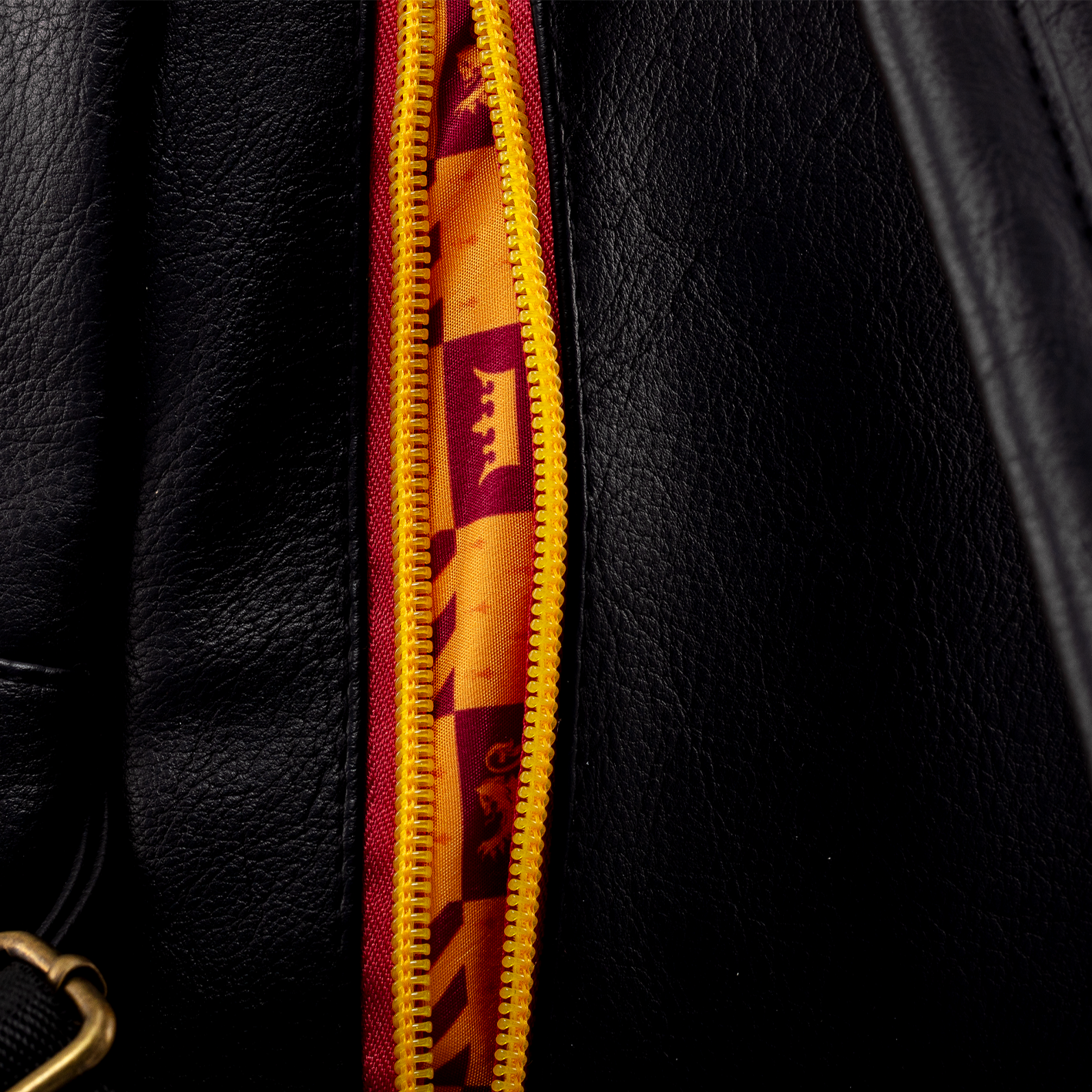 PYRAMID HARRY POTTER (GRYFINDOR) FASHION BACKPACK - Slika 5