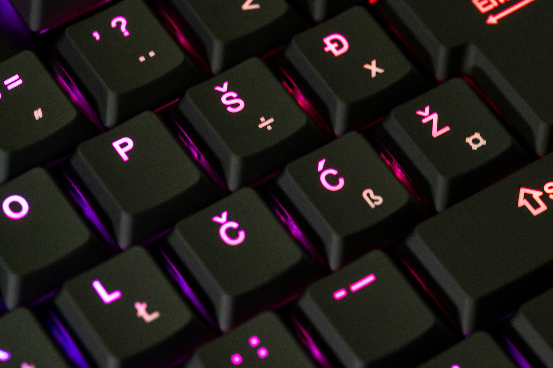 KEYBOARD - REDRAGON HORUS K619-RGB WIRED RED SWITCH SLO/CRO LAYOUT - Slika 2