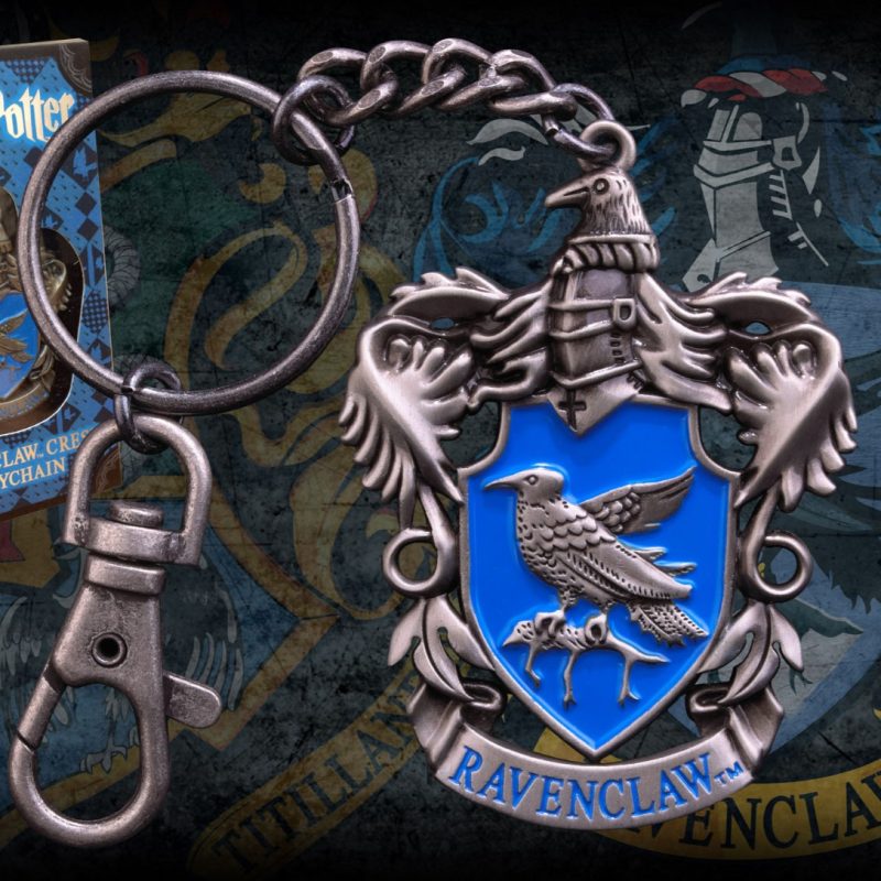 NOBLE COLLECTION Harry Potter Ravenclaw Crest Keychain